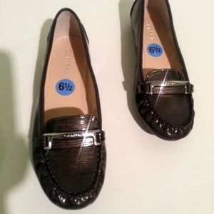 New Calvin Klein Women's Hazie Gray Slip-On Shoes